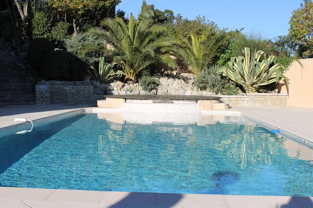 Bed and Breakfast La Caladina Mougins Esterno foto